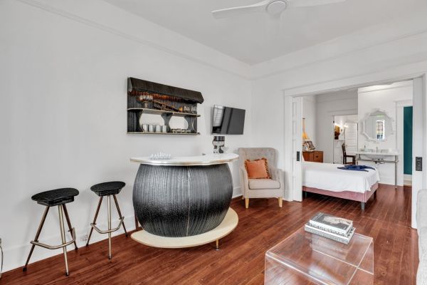 Bywater Shotgun Retreat