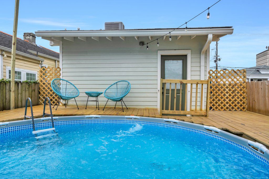 Stylish Mid-City Stay • Pool & Central Location Main Image