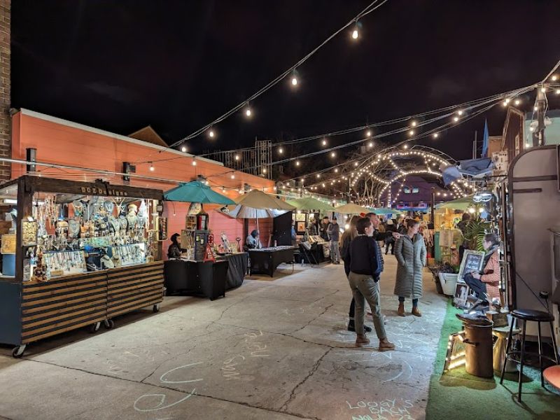 Frenchmen Art Bazaar Image