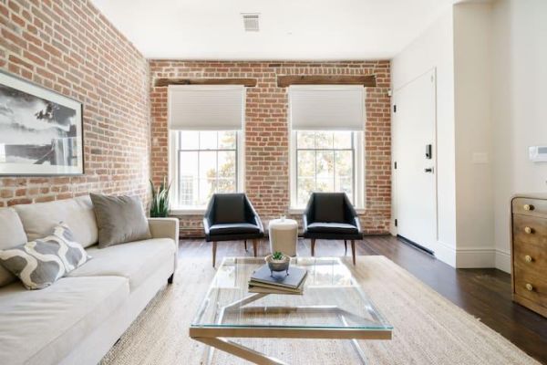 French Quarter Escape • Spacious Suite