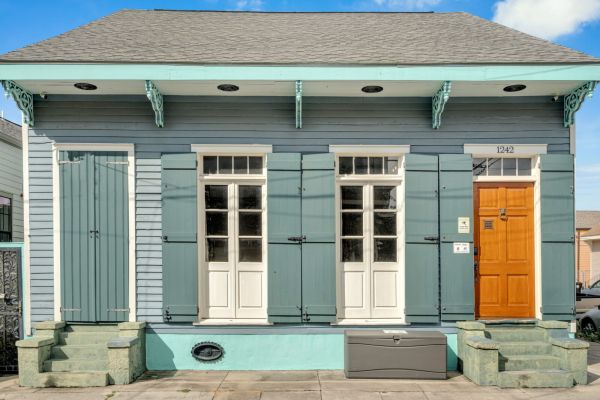 Rustic Creole Cottage • Walk to French Quarter