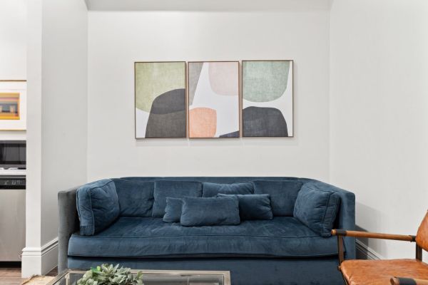 Group-Friendly NOLA Suite • Near Bourbon