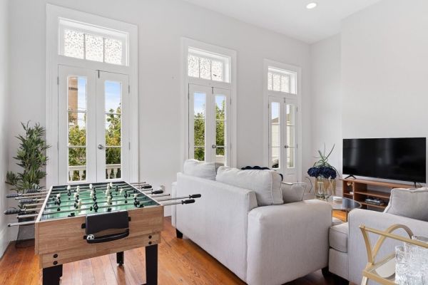 Maison d’Or: Near Canal St, Pet-Friendly 1BR