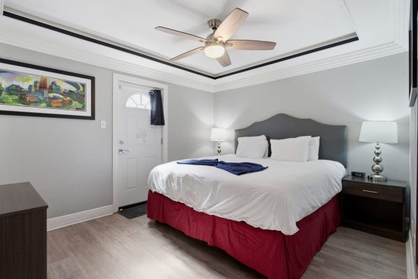 Marigny Muse: the Nocturne