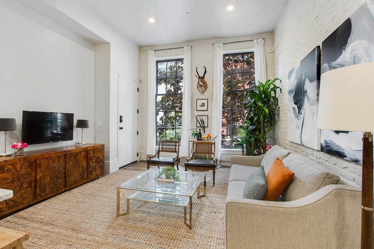 Downtown New Orleans 2BR Suite Main Image